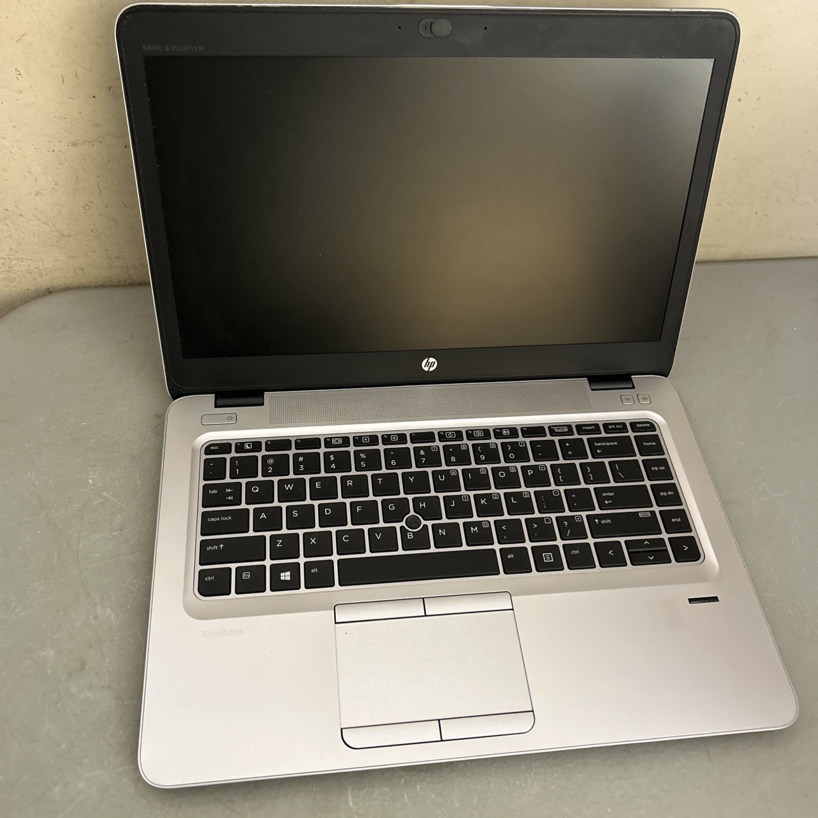 HP EliteBook 840 G4 14″ Core i5 8GB RAM, 256 GB SSD Window 11