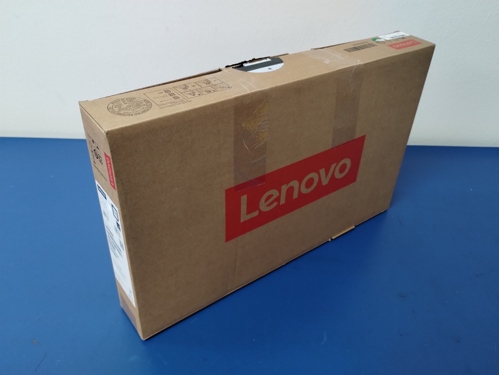 Lenovo V15 G5 IRL, Intel Core 7 240H, 2.50 GHz, 16 GB RAM, 1 TB NVMe SSD