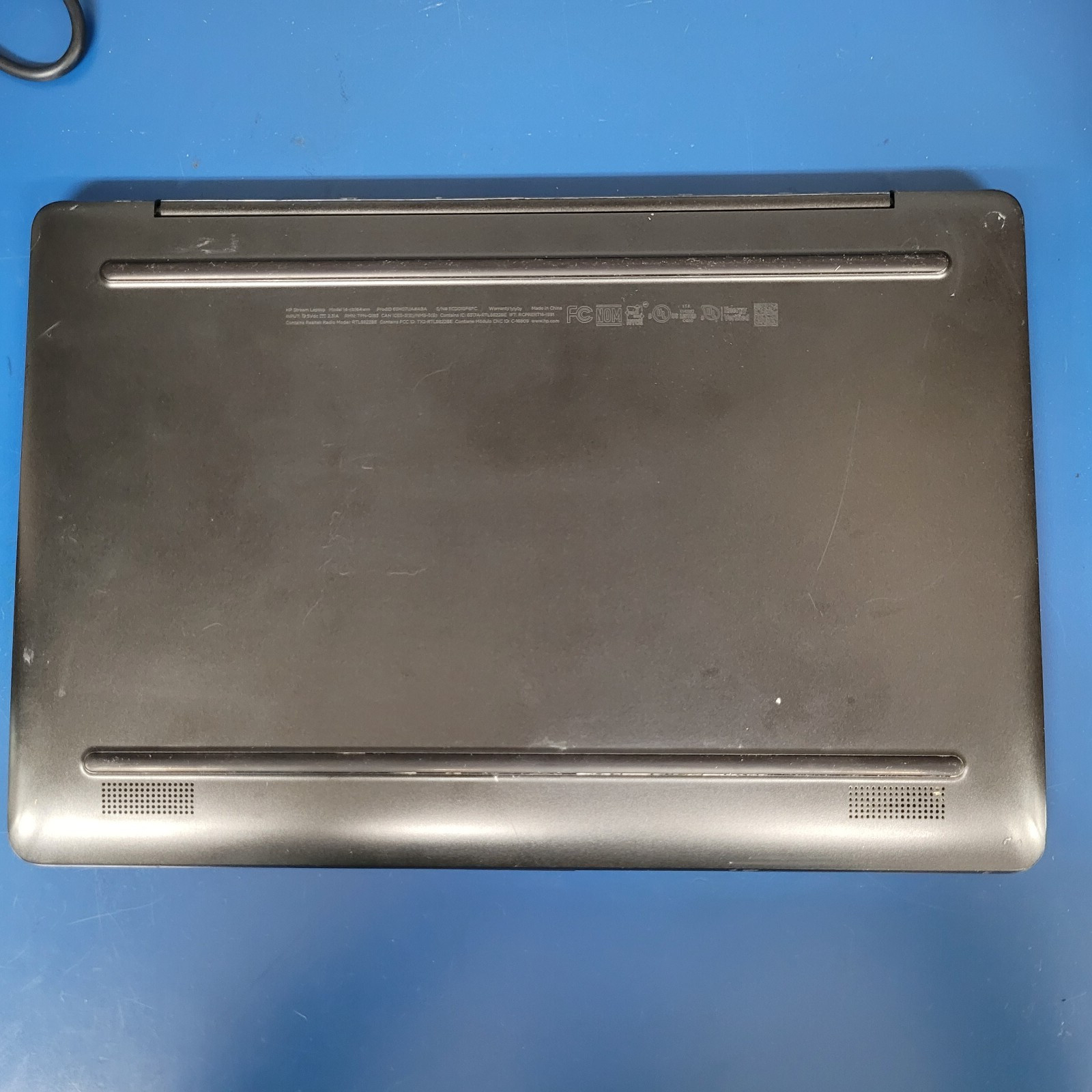 HP Stream 14-cb164wm Laptop | 4GB/32GB | Black | Win 10/11