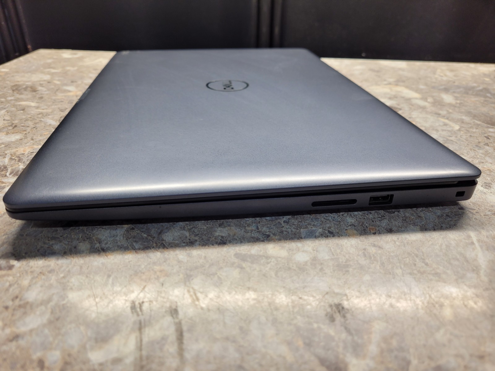 Dell Inspiron 5575 15.6″ FHD Ryzen 5 2500U 2GHz 8GB 256GB SSD Win 11