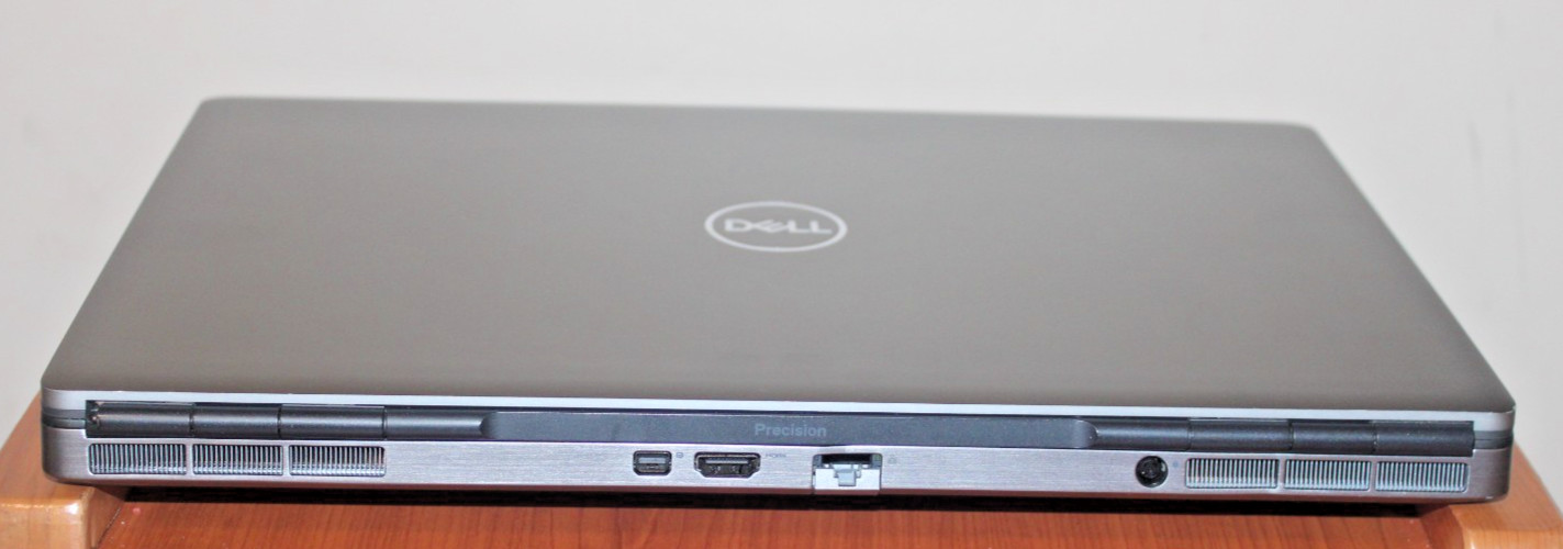 DELL PRECISION 7560 i7-11850H @ 2.50 GHz 8 GB RAM SSD 512 GB NVIDIA RTX A2000 WI