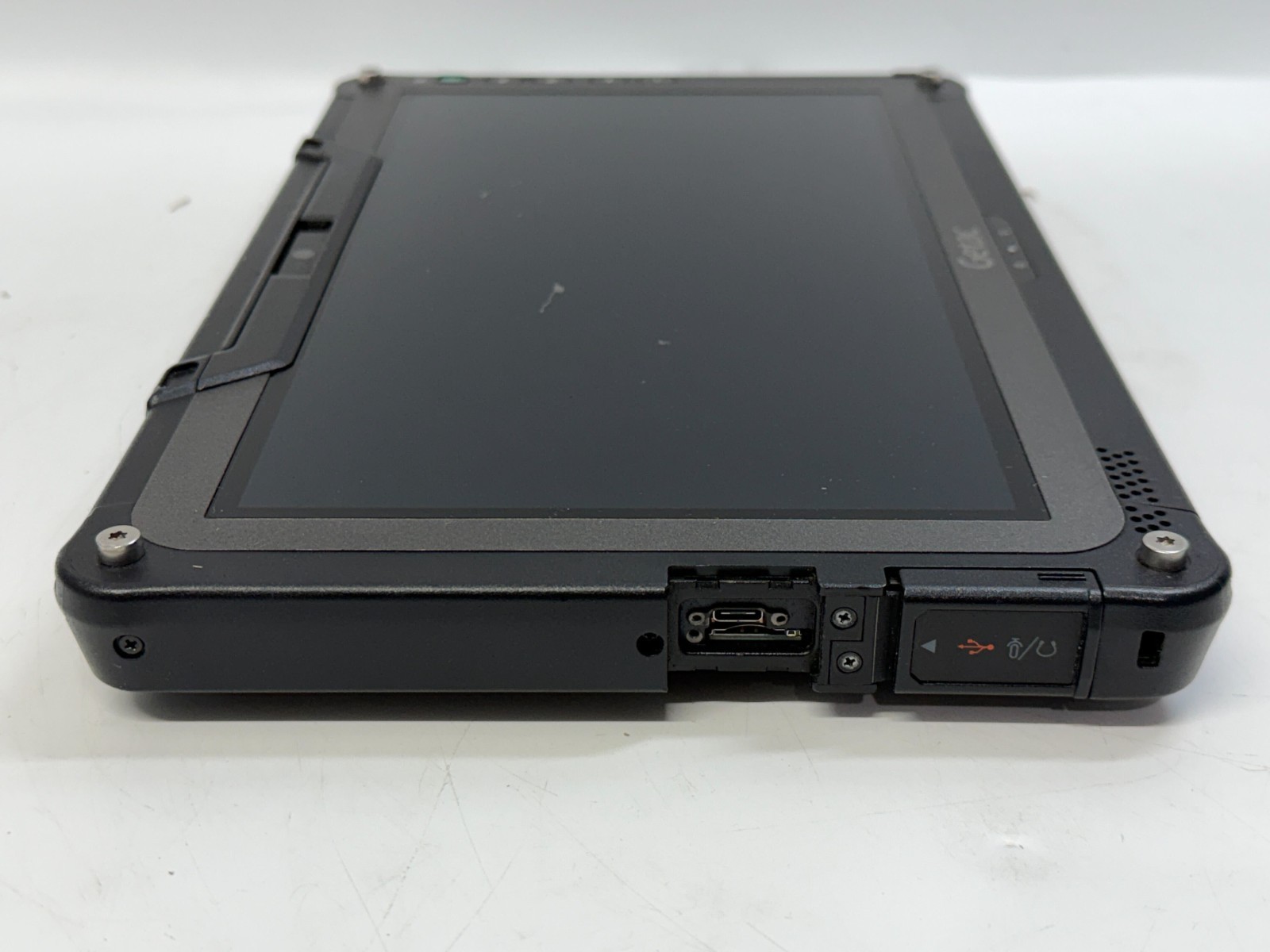 Getac F110 G6 11.6″ i7-1165G7 8GB RAM NO SSD/BATT/AC BIOS LOCKED PARTS