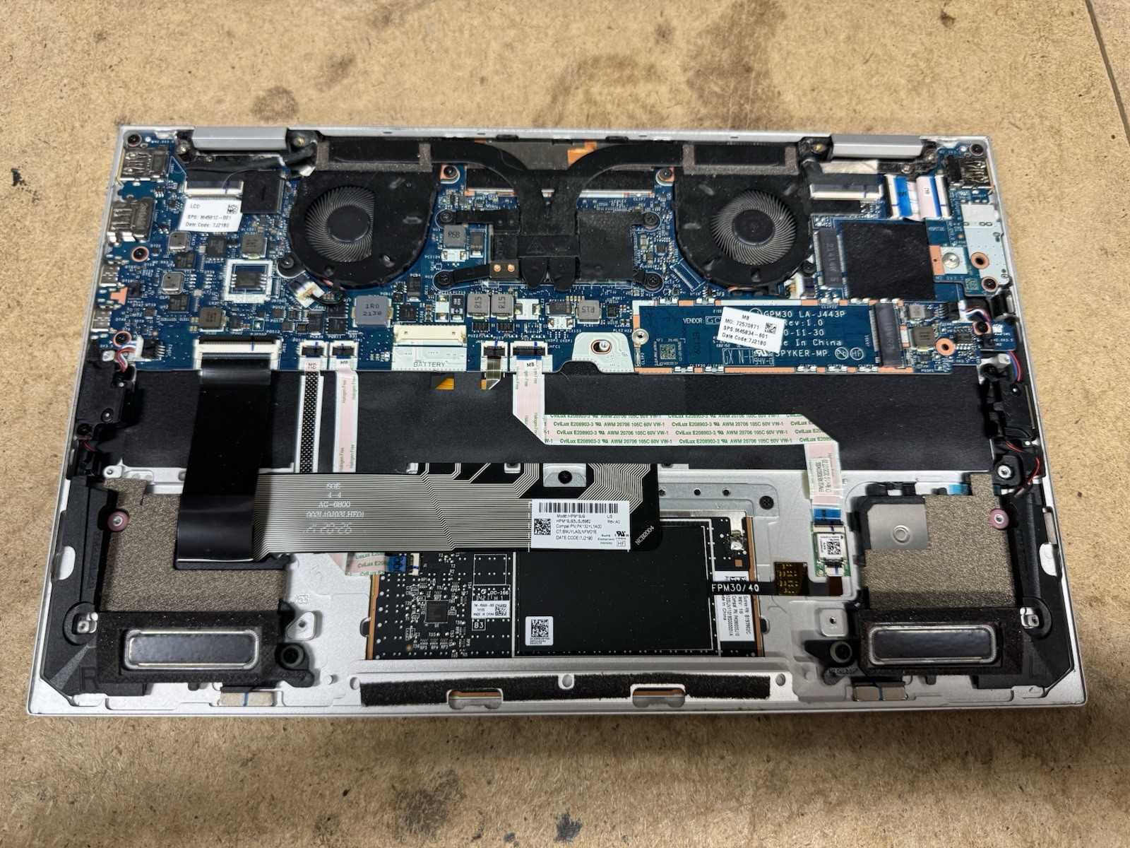 HP EliteBook X360 1030 G8 2-in-1 Core i7-1165G7 2.80GHz BAD FOR PARTS REPAIR