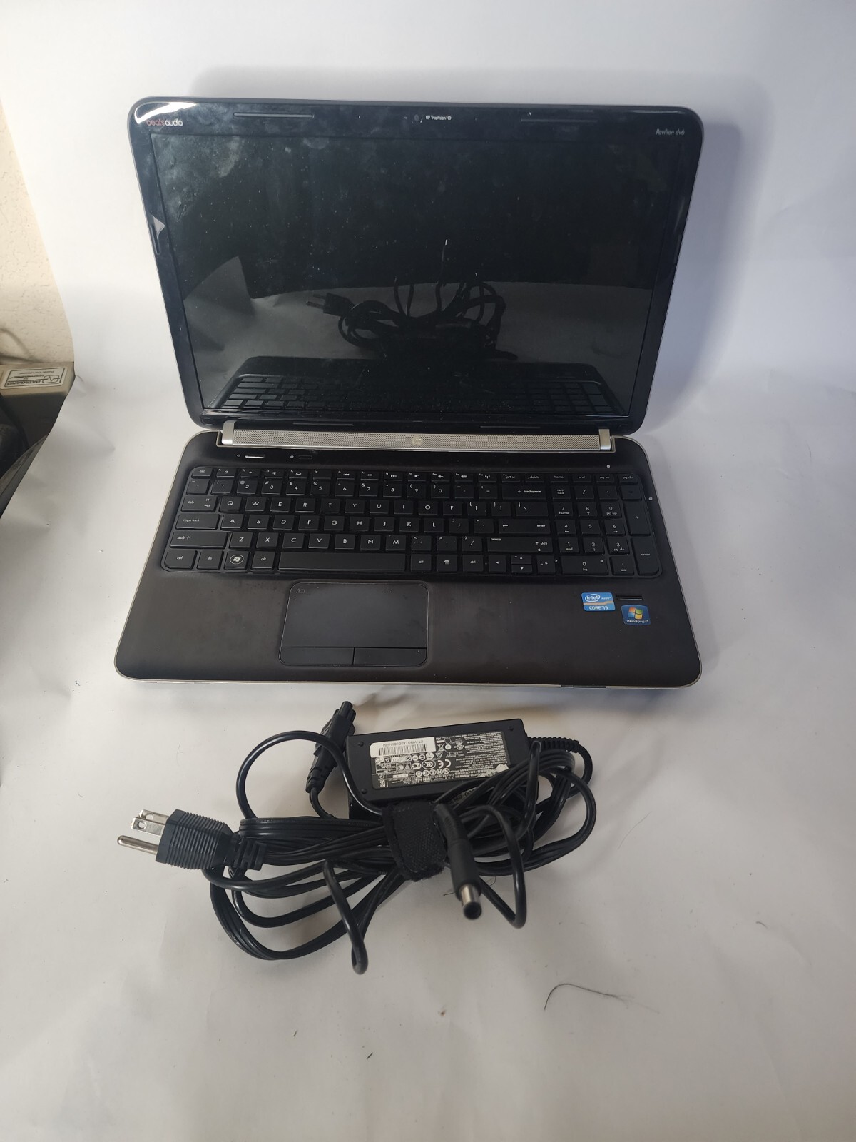 HP Pavilion dv6t-6100 Laptop Intel Core i5-2410M 6GB Ram 500gb HDD, no battery