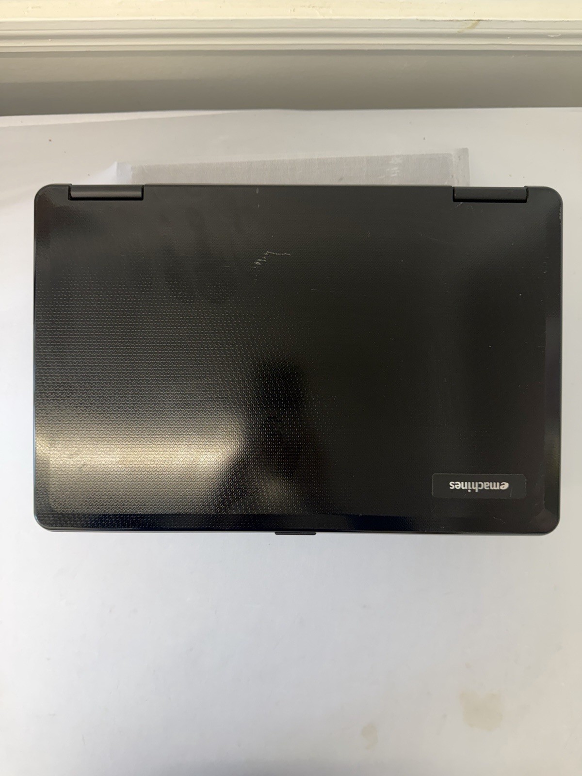 EMachines E527-2537 Laptop – Intel Celeron 900 – RAM 6 GB – Read Des