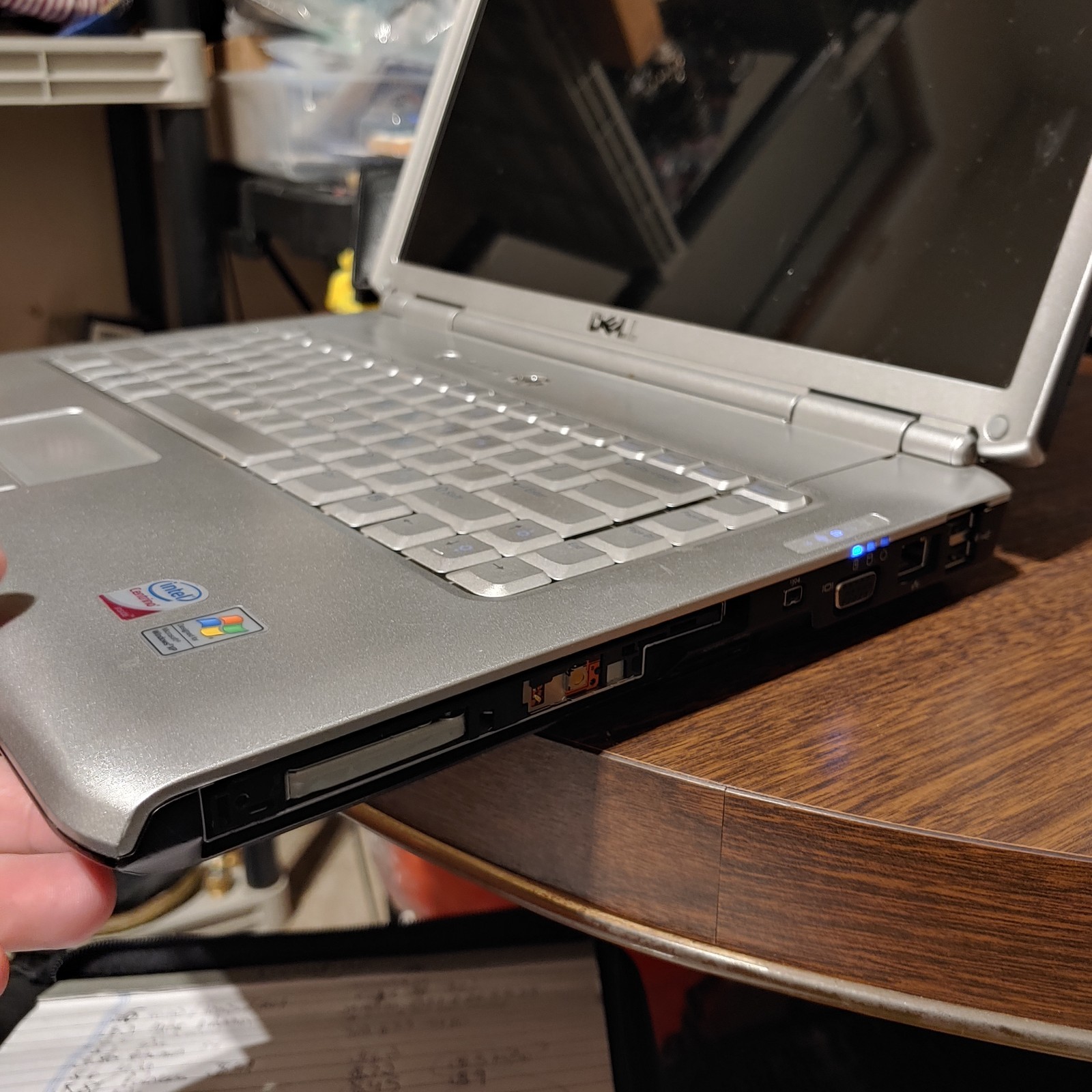 Dell Inspiron 1520 Laptop Clean & Ready To Go Windows XP Home 160GB 256MB 2GHZ