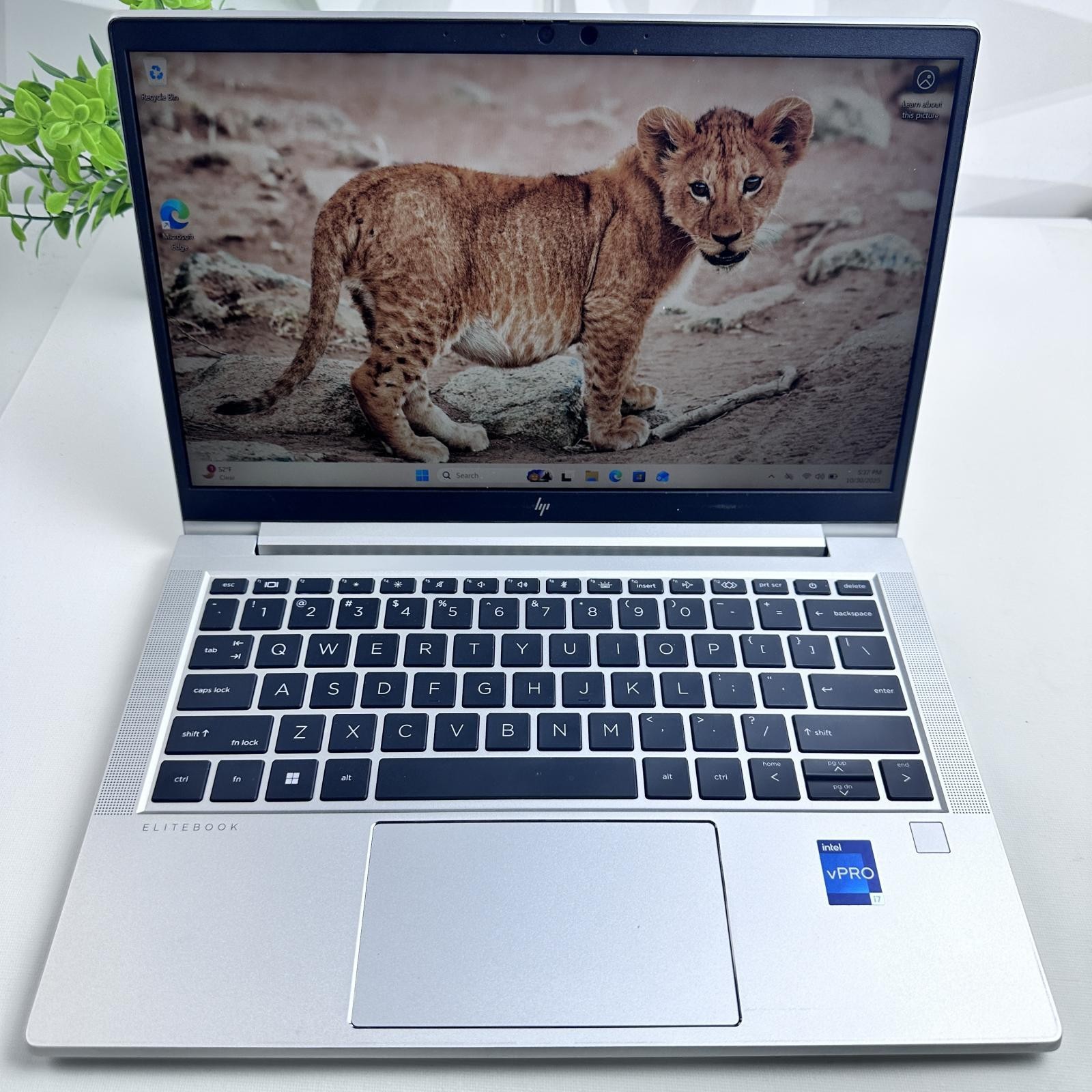 HP EliteBook 630 G10 Laptop, 13.3″ FHD, i7-1365U, 32GB, 512GB SSD *Pls READ*