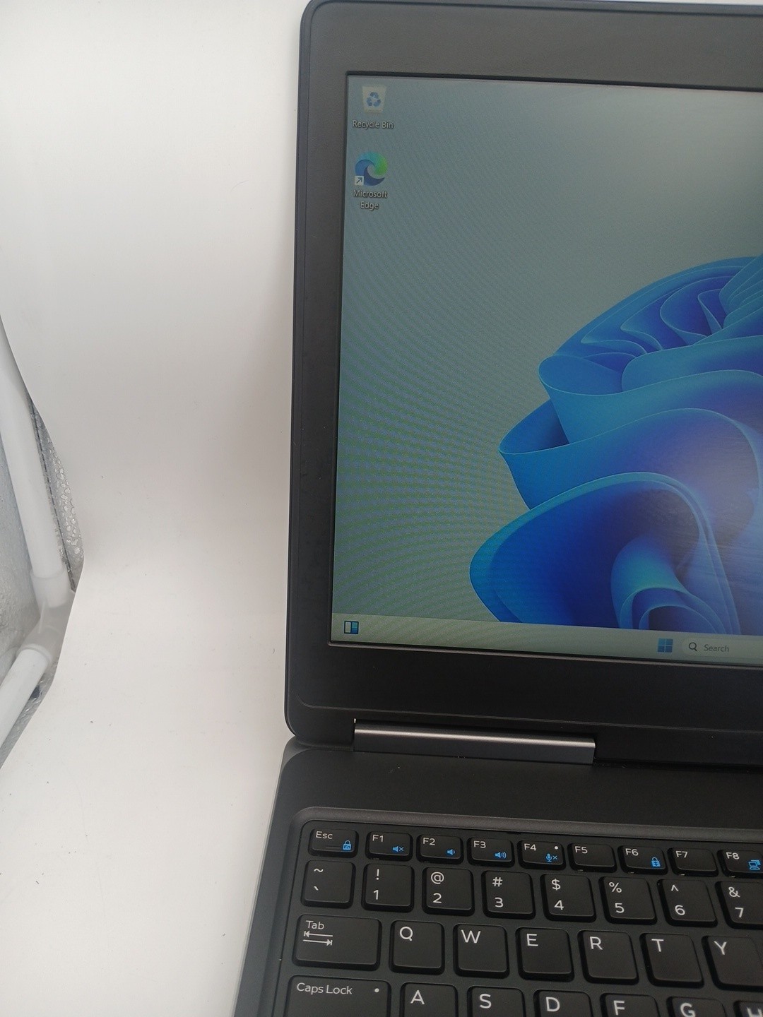 Dell Precision 7510 Core i7-6920HQ CPU @ 2.90GHz 16GB RAM 256GB SSD Win 11 Pro