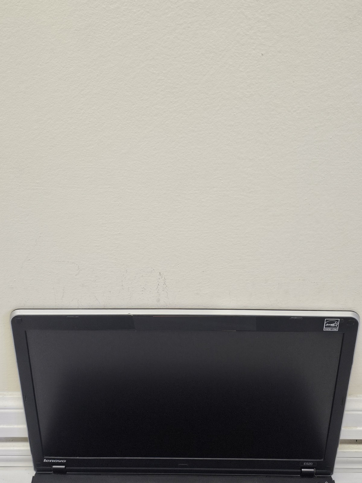 Lenovo ThinkPad E520 Laptop – i5-2410M – 8GB RAM – 80GB HDD – NO BATT READ DESC.
