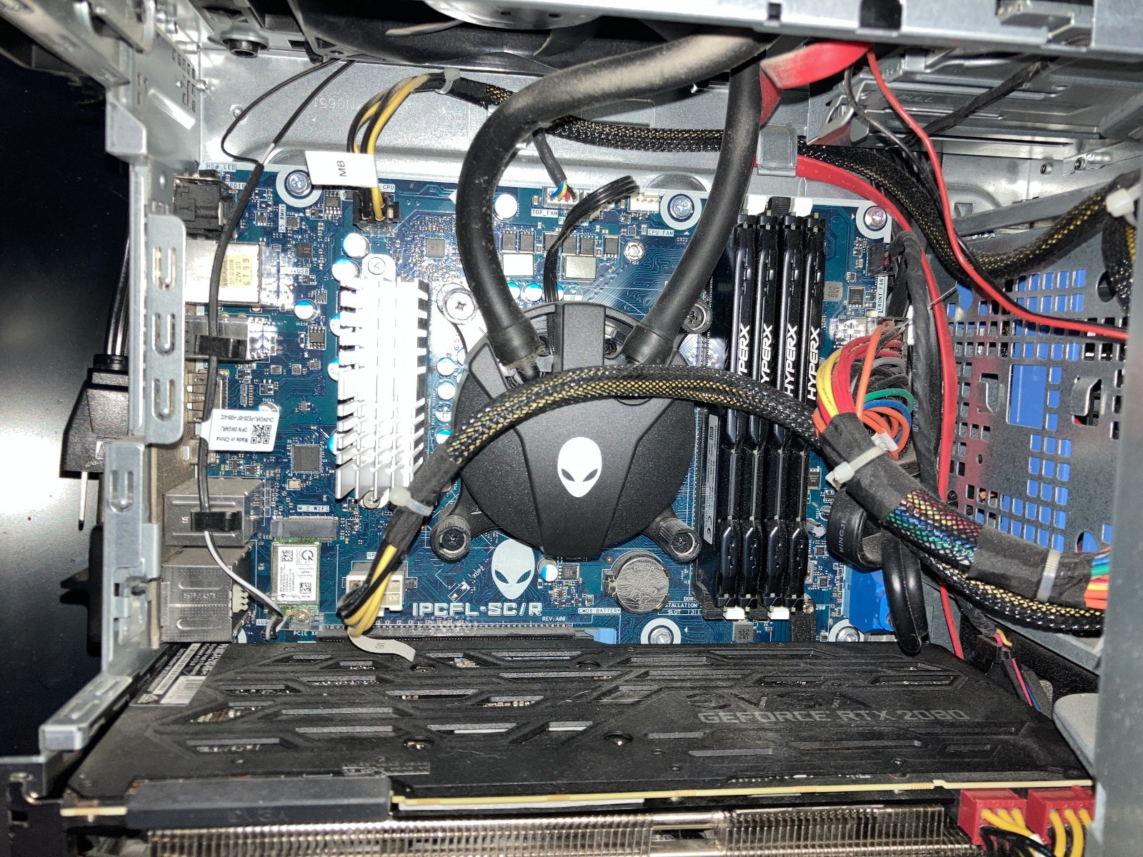 Dell Alienware Aurora R8 i7 9700 32GB Ram Liquid Cooled 512gb SSD EVGA RTX 2080