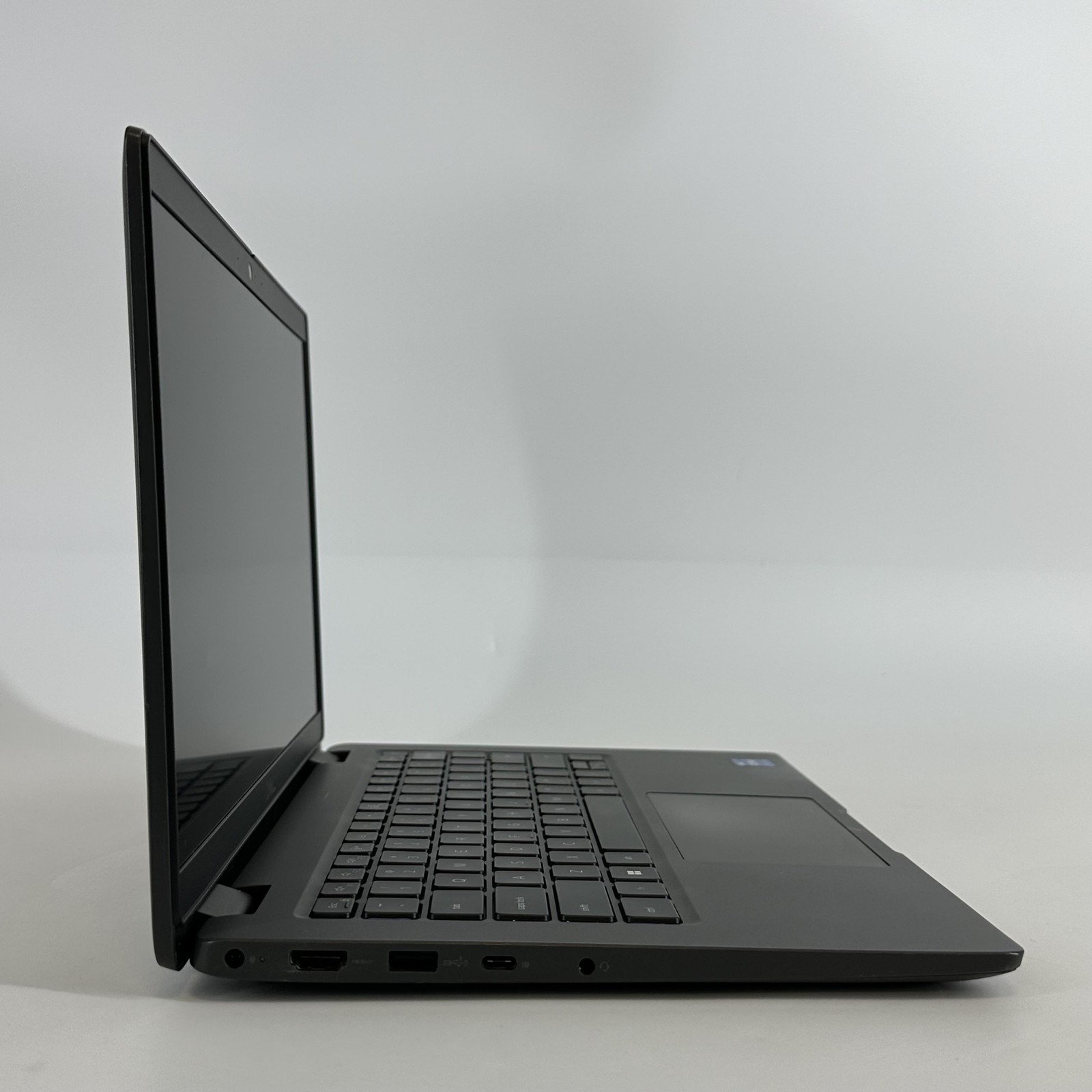 Dell Latitude 3440 14 Gray FHD 1.7 GHz i7-1355U 16GB 512GB SSD Good FRAME SPLIT