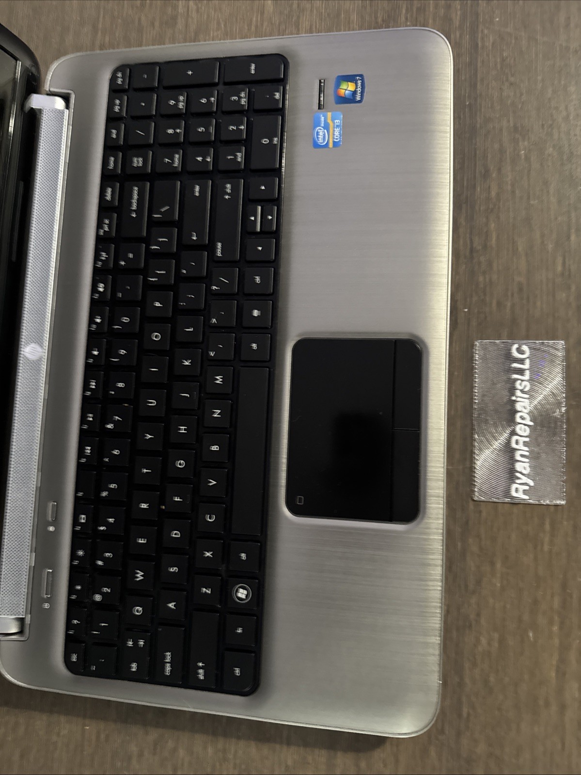HP PAVILION DV6 Laptop w/ Intel Core i3-2350M 2.30 GHZ + 4GB No HDD SCREEN ISSUE