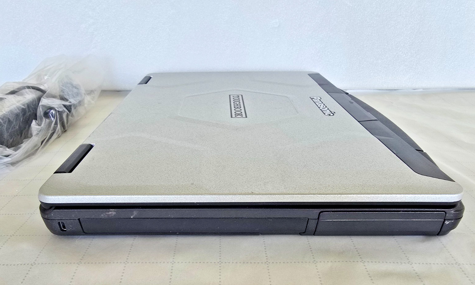 Panasonic Toughbook CF-54 MK3 14″ FHD Touchscreen Intel i7-7600U 16GB 256GB SSD