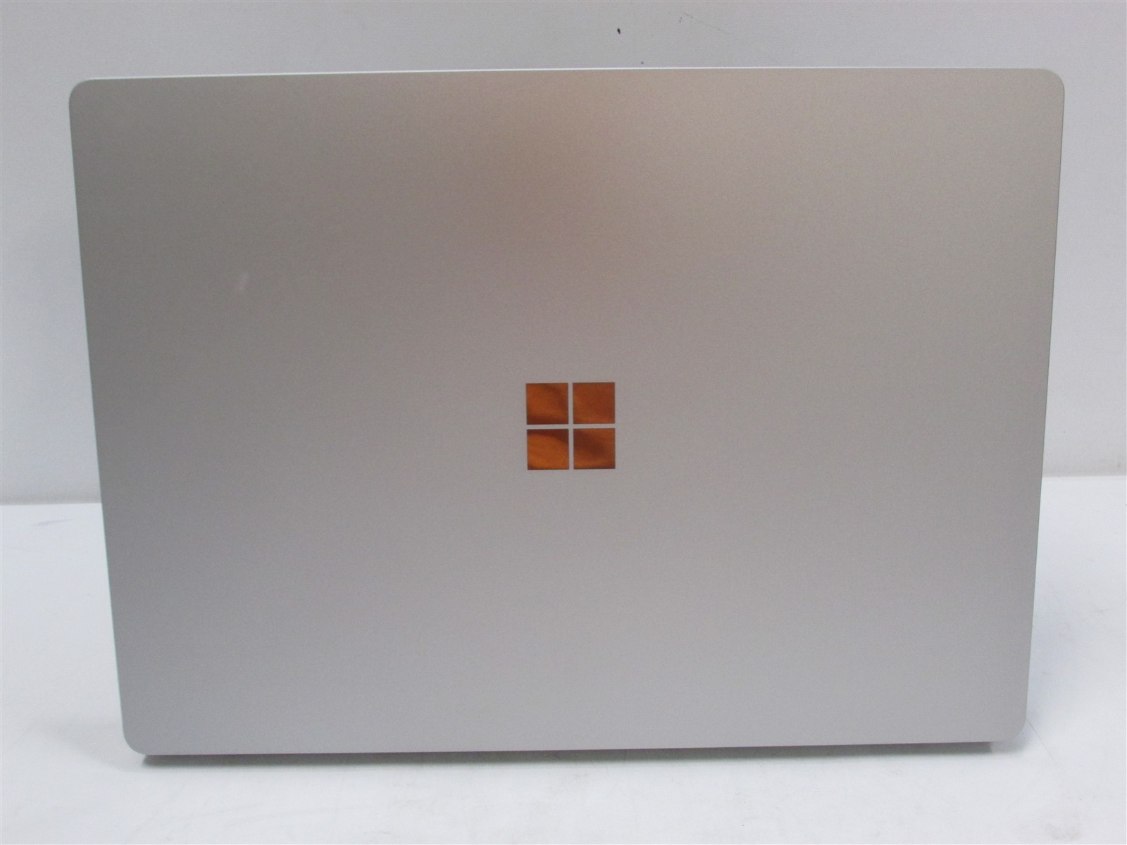 Microsoft Surface Laptop 4 1958 Ryzen 5 2.2GHz 8GB RAM 256GB 13.5″ Win 11 Home