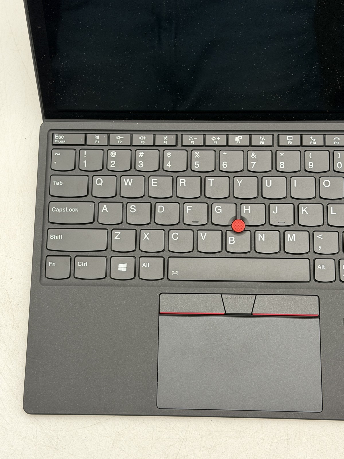Lenovo ThinkPad X12 Detachable (Gen 1) 12.3″ i5-1130G7 8GB 256GB No OS Read