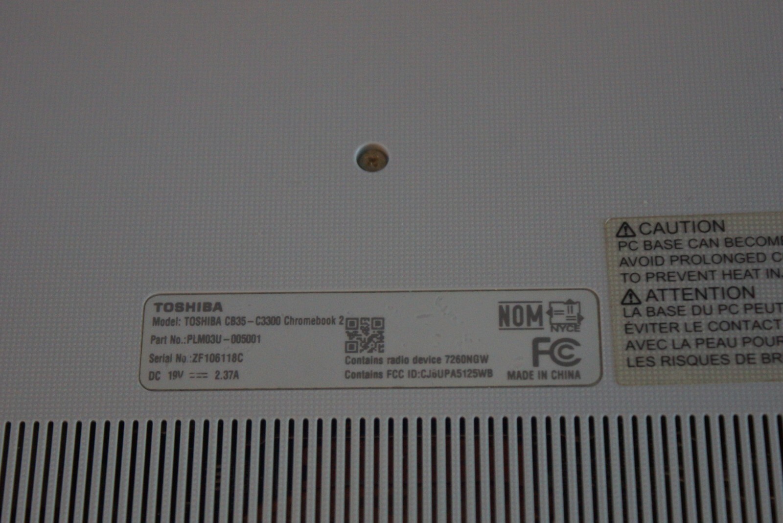 Toshiba Chromebook 2 Skulcandy CB35-B3330 13.3in. 16GB, Intel Celeron, 2.16GHz,