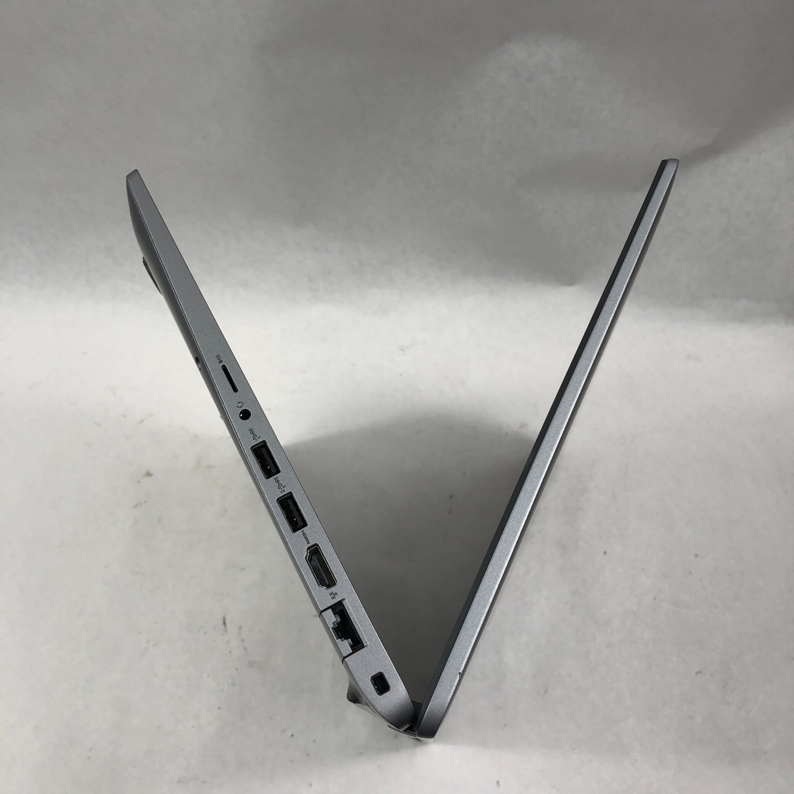 Dell Latitude 5540 15” Intel Core i7-1355U 4.6GHz 16GB No SSD/Screen