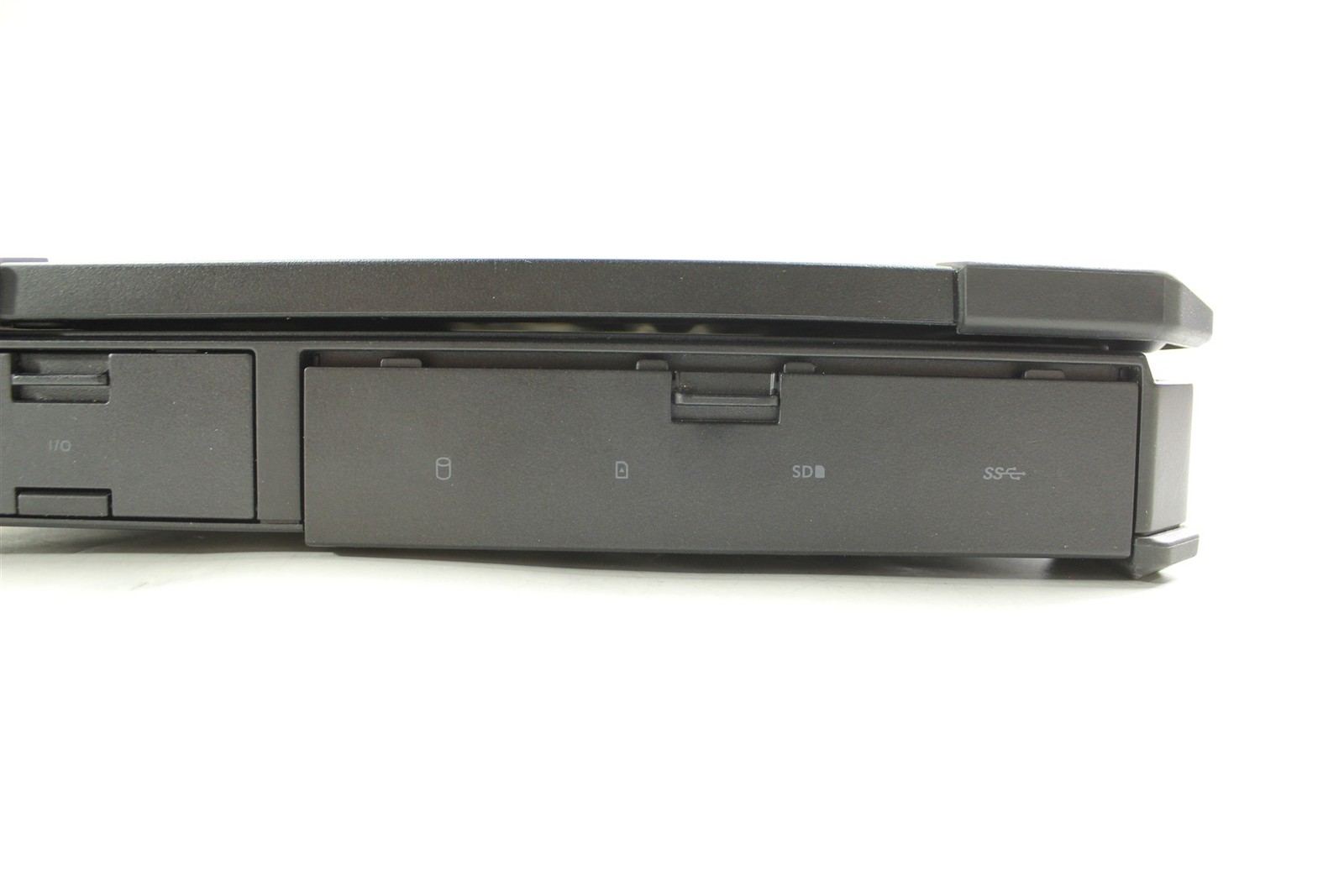 Dell Latitude 5424 Rugged 14″ FHD Touch i5-8350U 8GB RAM NO SSD NO OS RGB KB