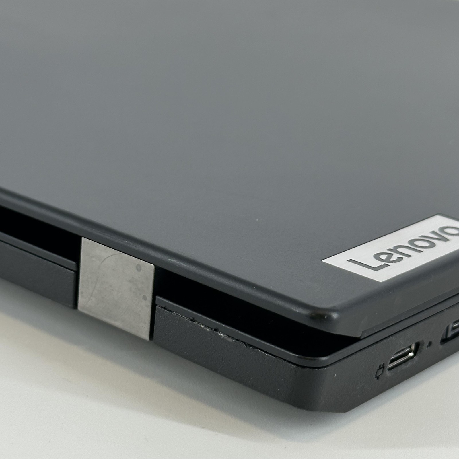 Lenovo ThinkPad L15 Gen 1 Black FHD i5-10210U 1.60GHz 8GB 256GB SSD Very Good