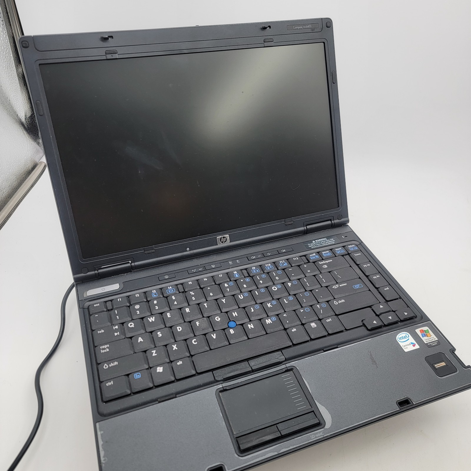 Vintage HP Compaq nc6400 Laptop – Windows XP Pro – Works – Charger Included