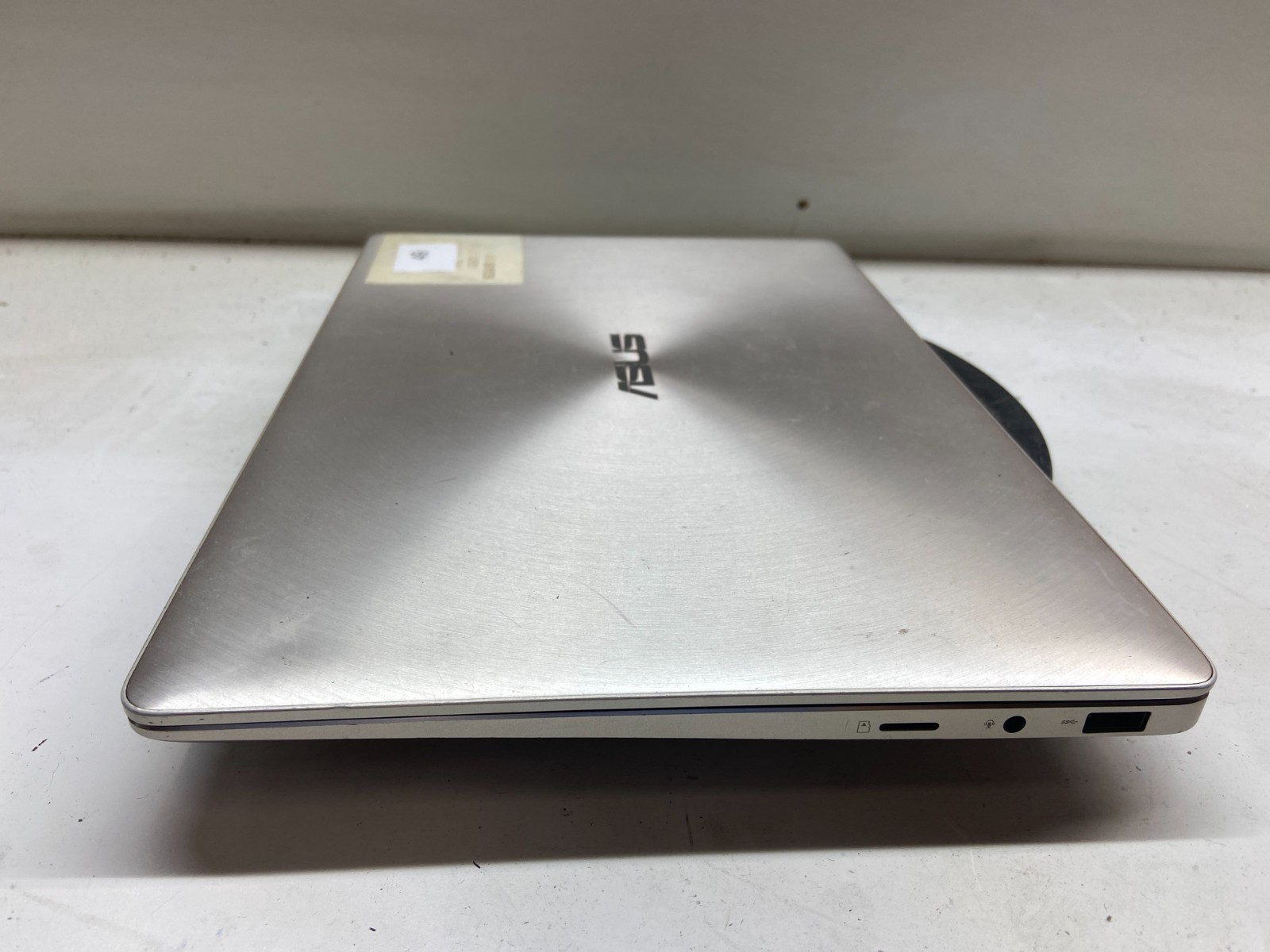 Asus Zenbook UX331U Intel Core i5-8250U 1.6GHz 8GB NO HDD