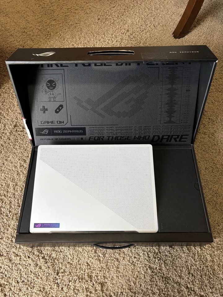 UPGRADED ASUS ROG Zephyrus G14 14″ Ryzen 9 6900HS,1TB SSD NEW 24GB RAM RX 6700S