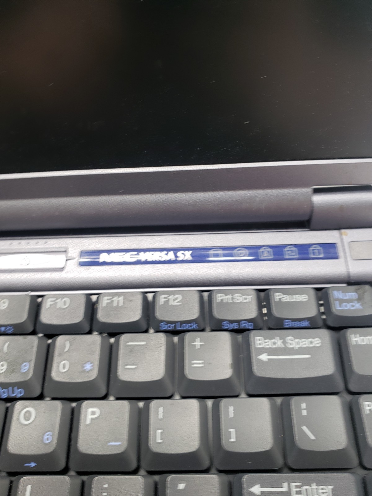 NEC Versa SX Pentium II Laptop VS4C0A30 Untested No Charger For Parts Repair
