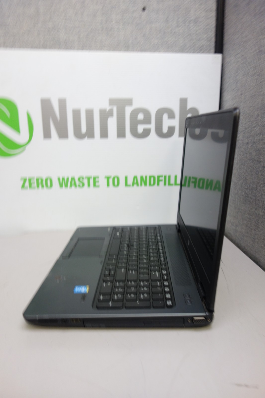 HP ZBook 15 15.6″ i7-4700MQ 2.4GHz 32GB/500GB [NO OS] Laptop + AC [BADBTRY]