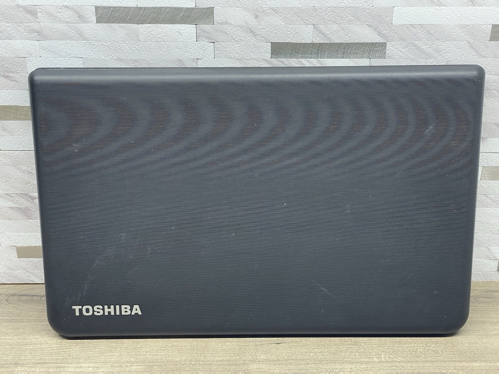 Toshiba Satellite C55-A5281 15.6″ Intel Core i5 Processor For Parts/Repair *READ