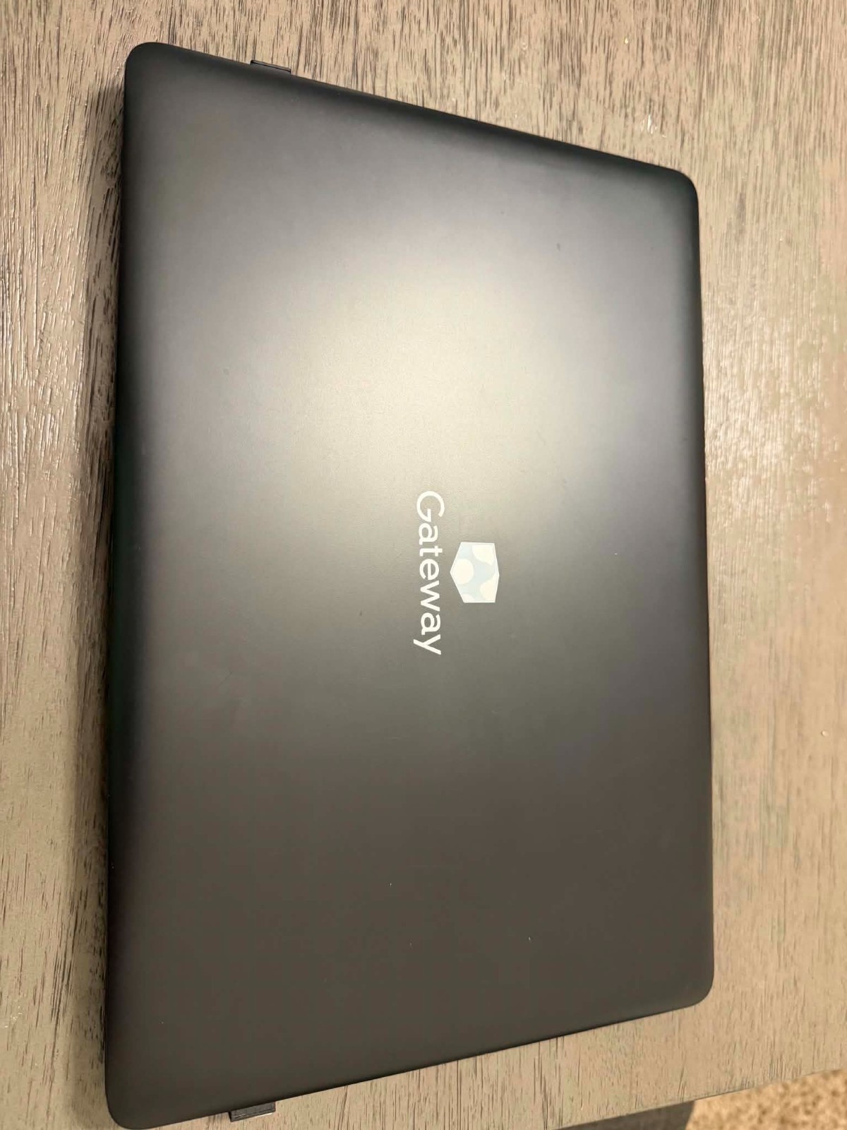 Gateway 14.1″ FHD Ultra Slim Notebook, Intel Core i3-1005G1, 4GB RAM, 128 SSD