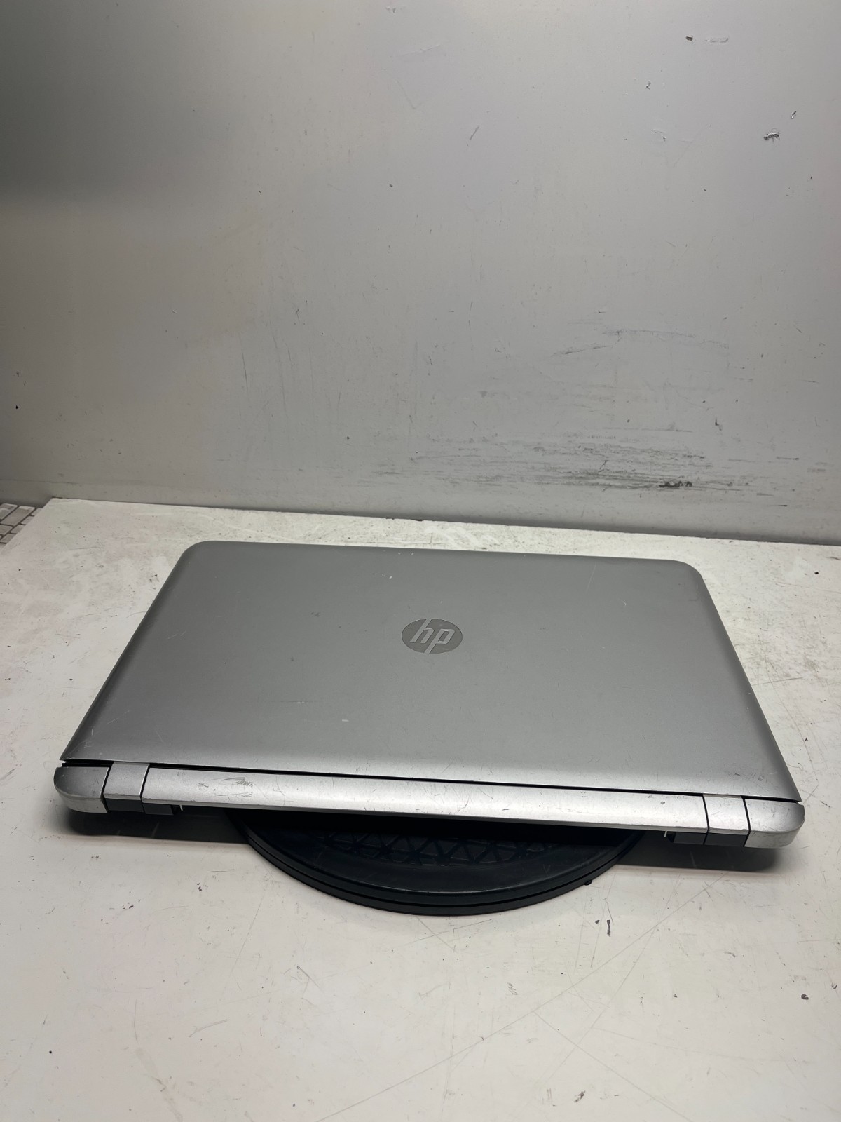HP Pavilion 17-g133cl AMD A10 Extreme Radeon R8 200 MHz 4GB NO HDD