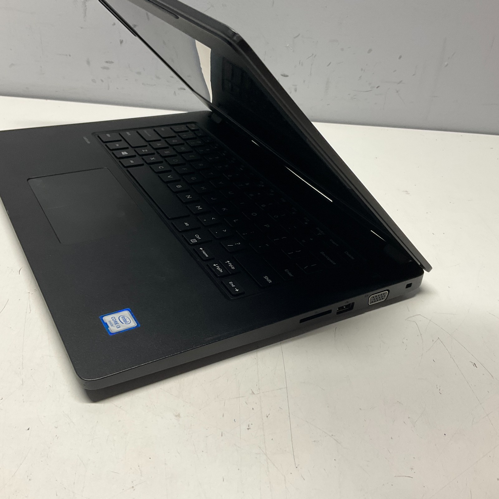 Dell Latitude 3480 Laptop Core i3 6th Gen FOR PARTS ONLY BROKEN LCD