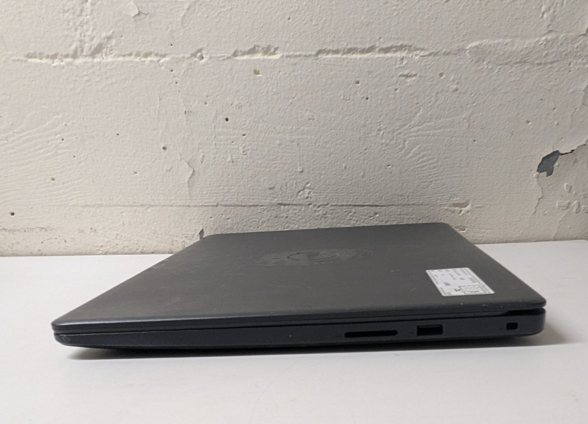Dell Inspiron 3505 15.6″ AMD Ryzen 3450U 8GB 256GB SSD W11H J0B9SD3 SOLD AS-IS