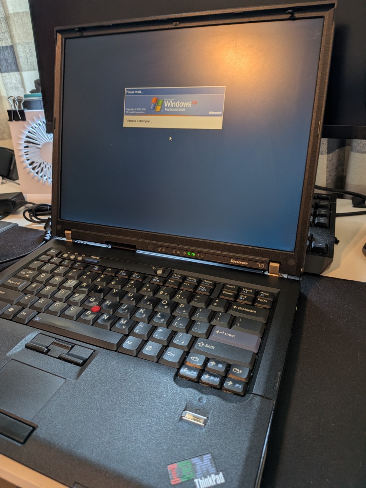 Lenovo ThinkPad T60 14in Intel Core Duo 2.0GHz 3GB Ram ATI Battery Charger