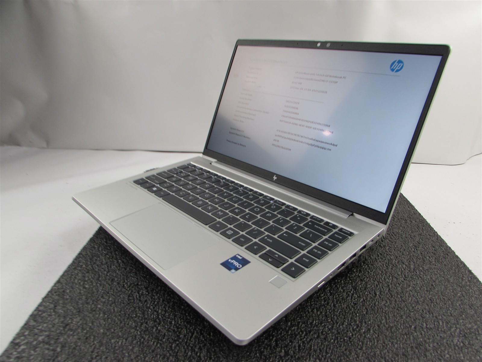 HP ELITEBOOK 640 (G9) 1920X1080 FHD TOUCHSCREEN I7-1270P NO SSD 8GB RAM NO O.S