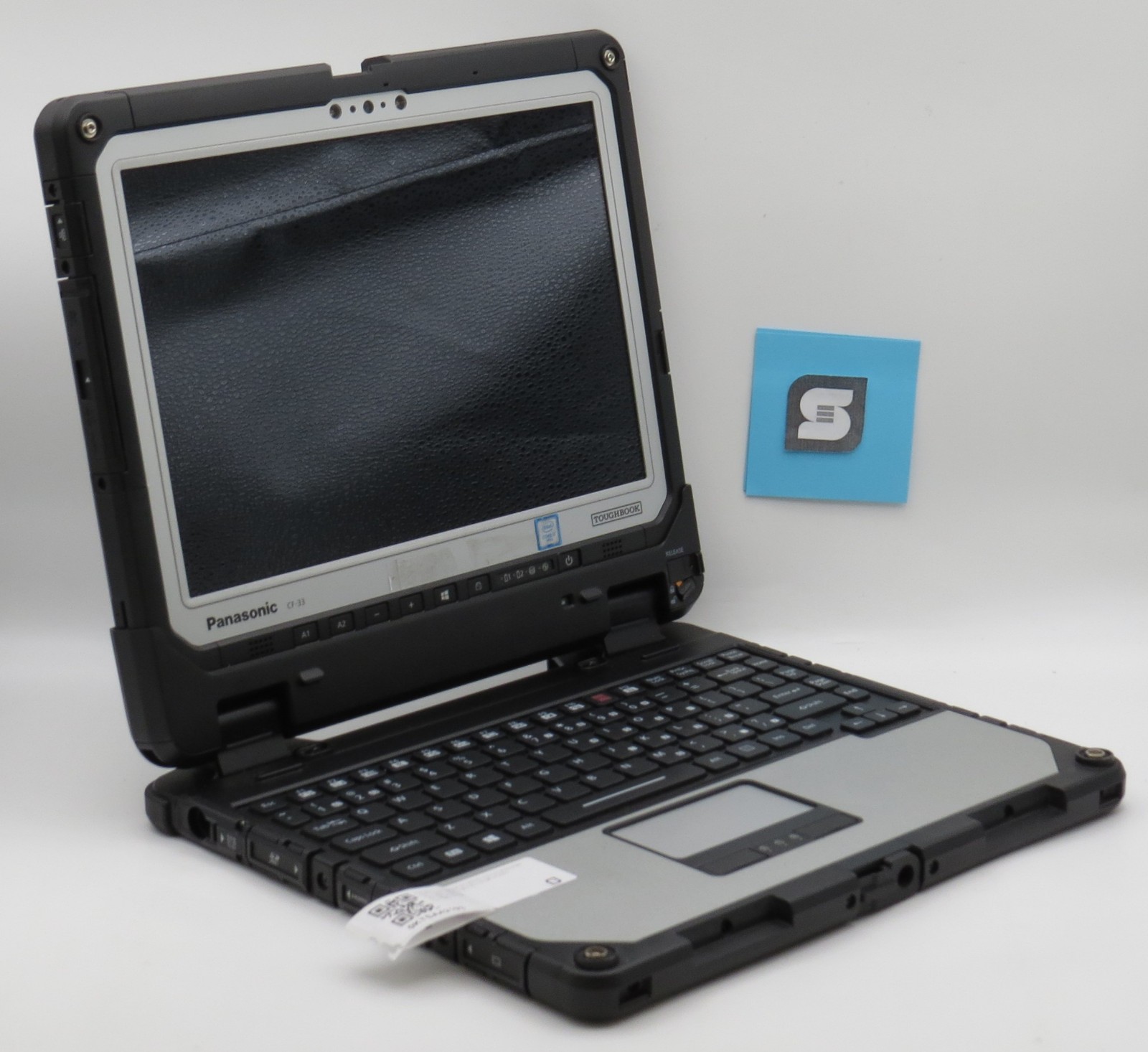 Panasonic Toughbook CF-33 MK1 i7-7600U @ 2.8GHz 16GB DDR3 256GB m2 12″ No OS/AC