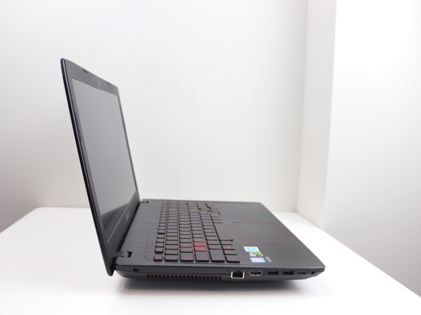 ASUS GL553V 15.6 Laptop Intel i7-7700HQ 16GB RAM 512GB SSD+750GB NVIDIA GTX 1050