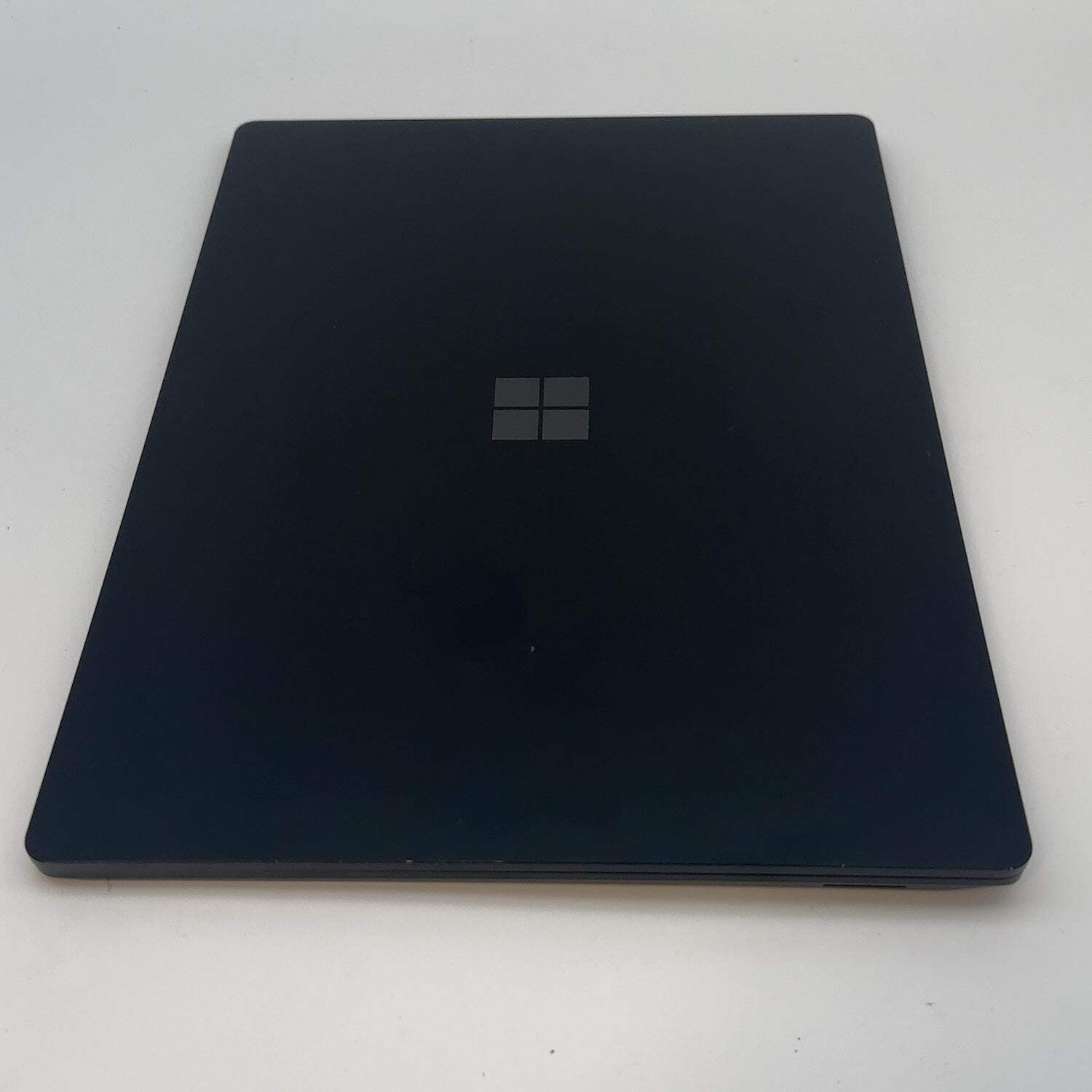 Microsoft Surface Laptop 3 1873 15″ Ryzen 5 2.1GHz 8GB RAM 128GB SSD