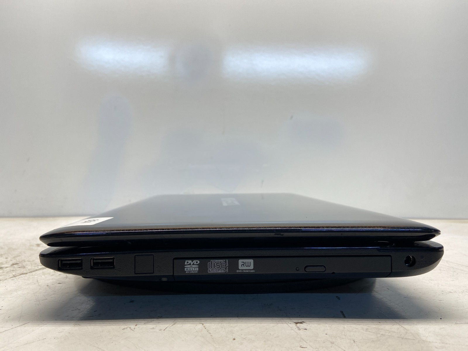 Toshiba Satellite L655-S105 Intel i3-M370 2.4GHz 4 GB NO HDD