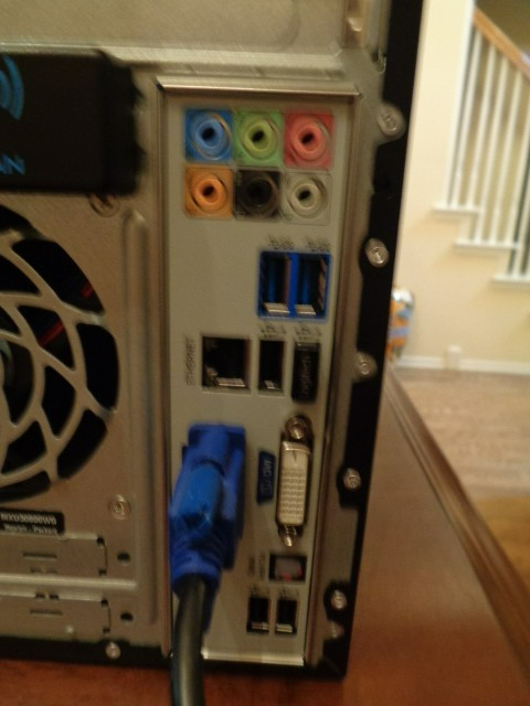 HP Pavilion P7 – 1517 CB Computer w/Beats Audio – AMD Radeon HD 7660D Graphics