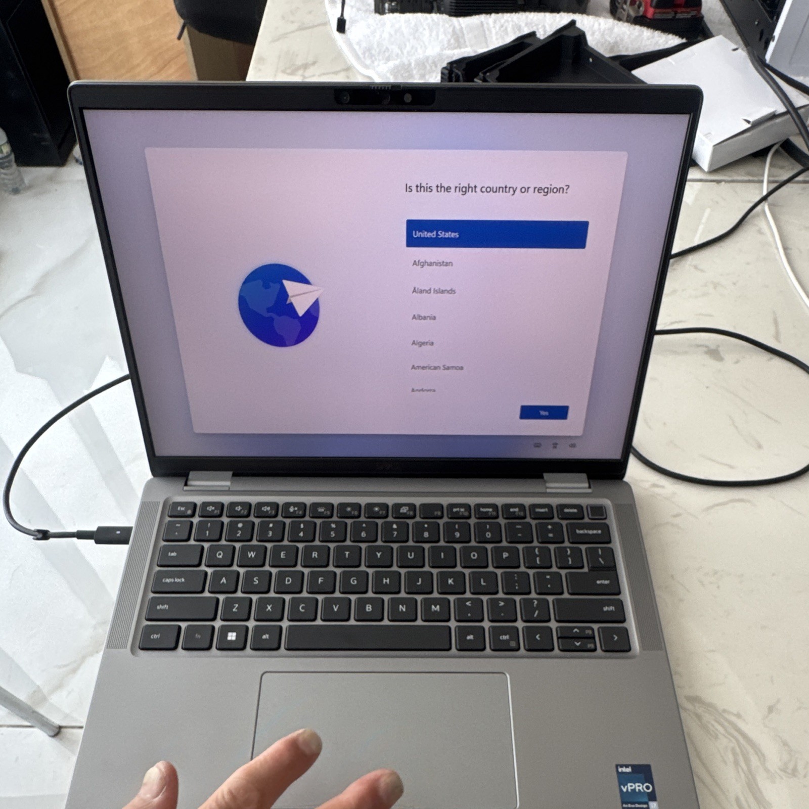 Dell Latitude 7440 14″ FHD+ i7-1365U vPro 16GB 256GB SSD Excellent Battery Win11