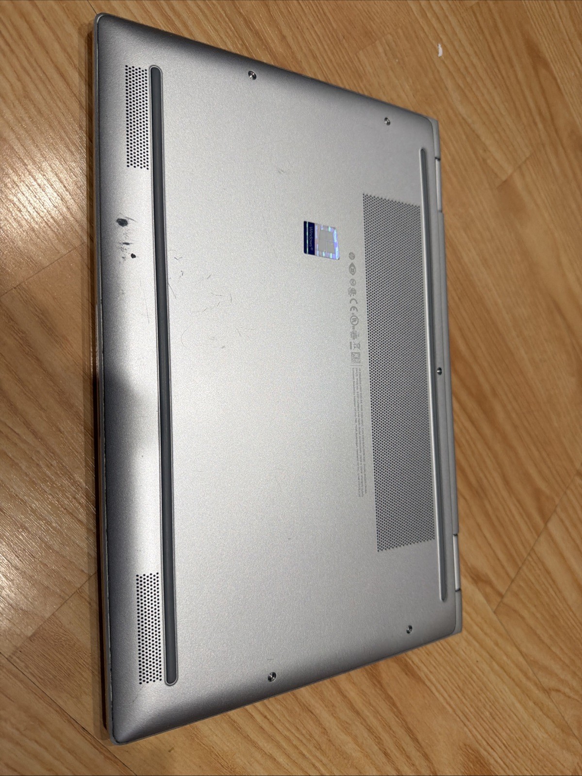 HP Elitebook x360 1030 G4 i7-8665U 16GB RAM 256GB m.2 13″ Win 10Pro