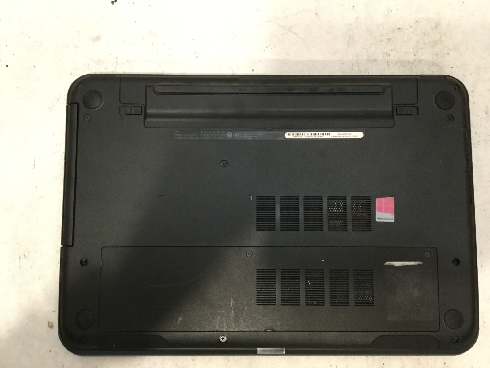 Dell Inspiron 15-3521 / Intel Pentium UNKNOWN SPECS / (MISSING PARTS!) -MR