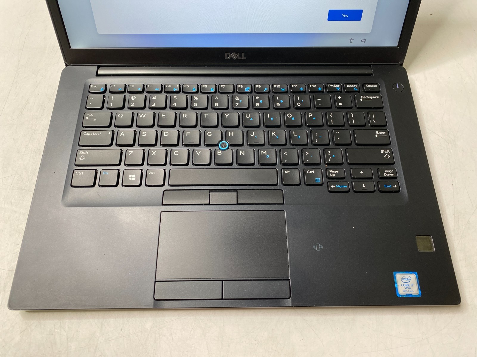 Dell Latitude 7490 14″ i7-8650U 16GB DDR4 256GB SSD Win11Pro 79% Battery, w/AC