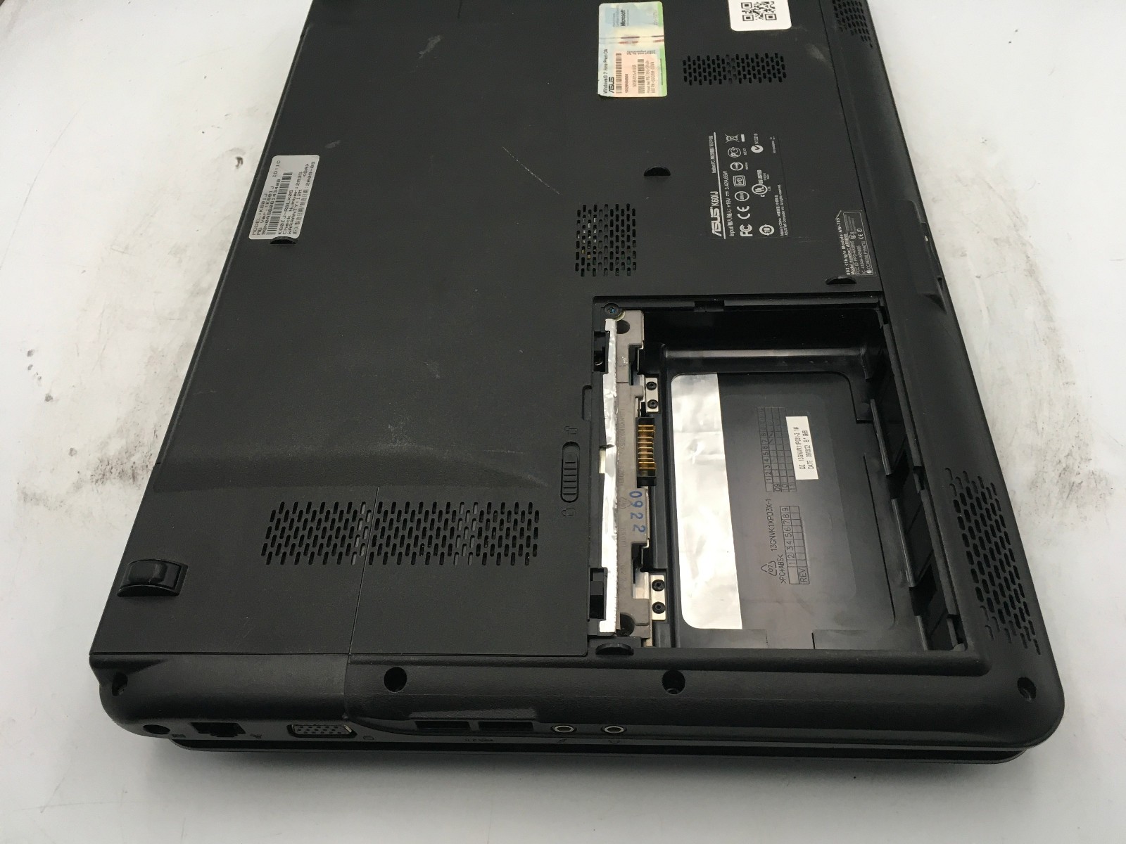 ASUS K60IJ – BOOTS TO BIOS – INTEL PENTIUM T4300 – 4GB RAM – READ DESCRRIP – BB!