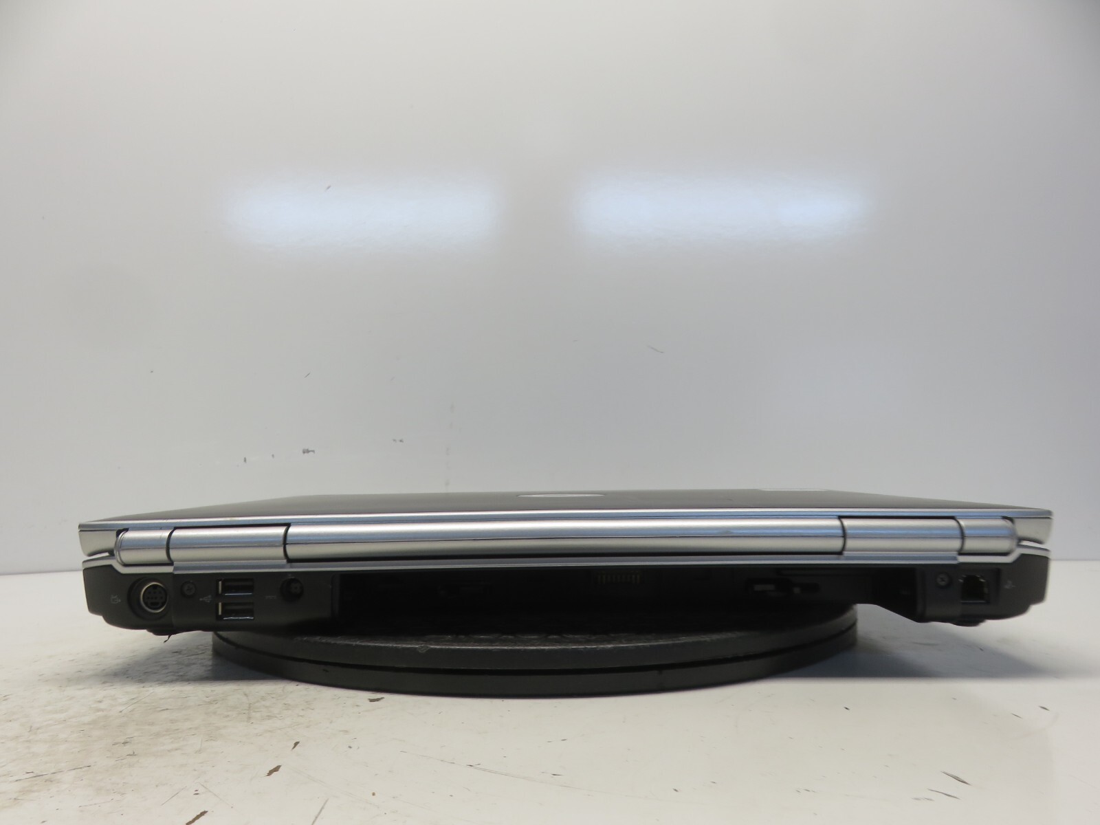 Dell Inspiron 1520 Intel Core 2 Duo 06FD 1.66GHz 2 GB NO HDD No Batt