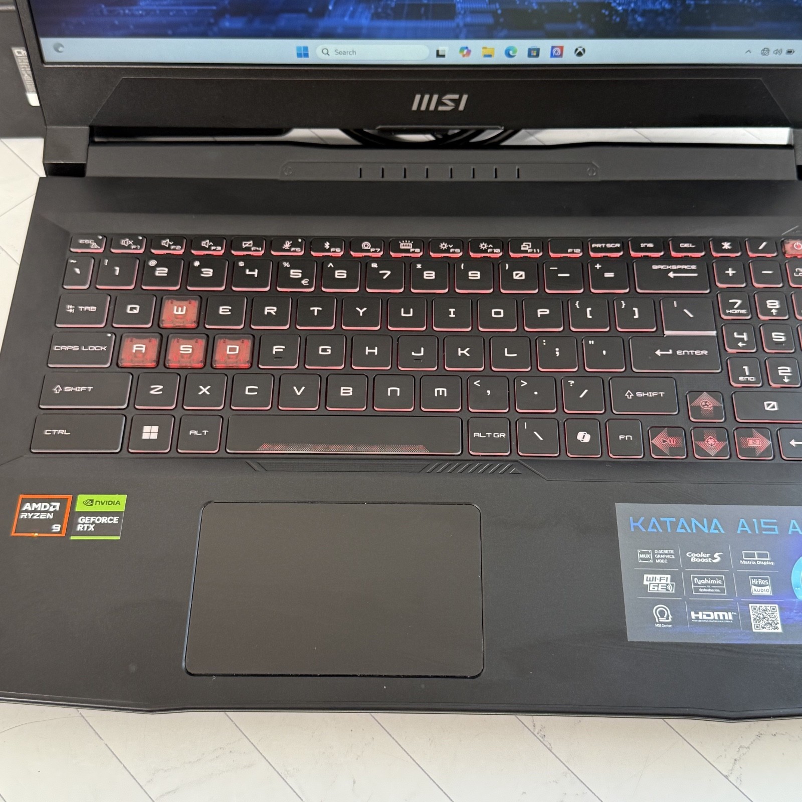 MSI Katana A15 AI Gaming Laptop AMD Ryzen 9 8945HS RTX 4070 16GB 1TB 15.6″ #H417
