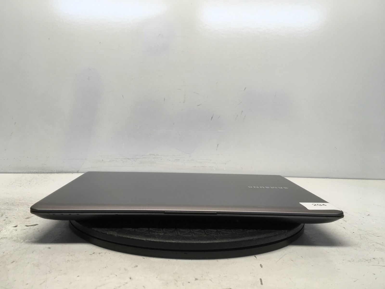 Samsung NP520U4C-A01UB Intel Core i5 3rd Gen 2.5GHz No RAM NO HDD No Batt