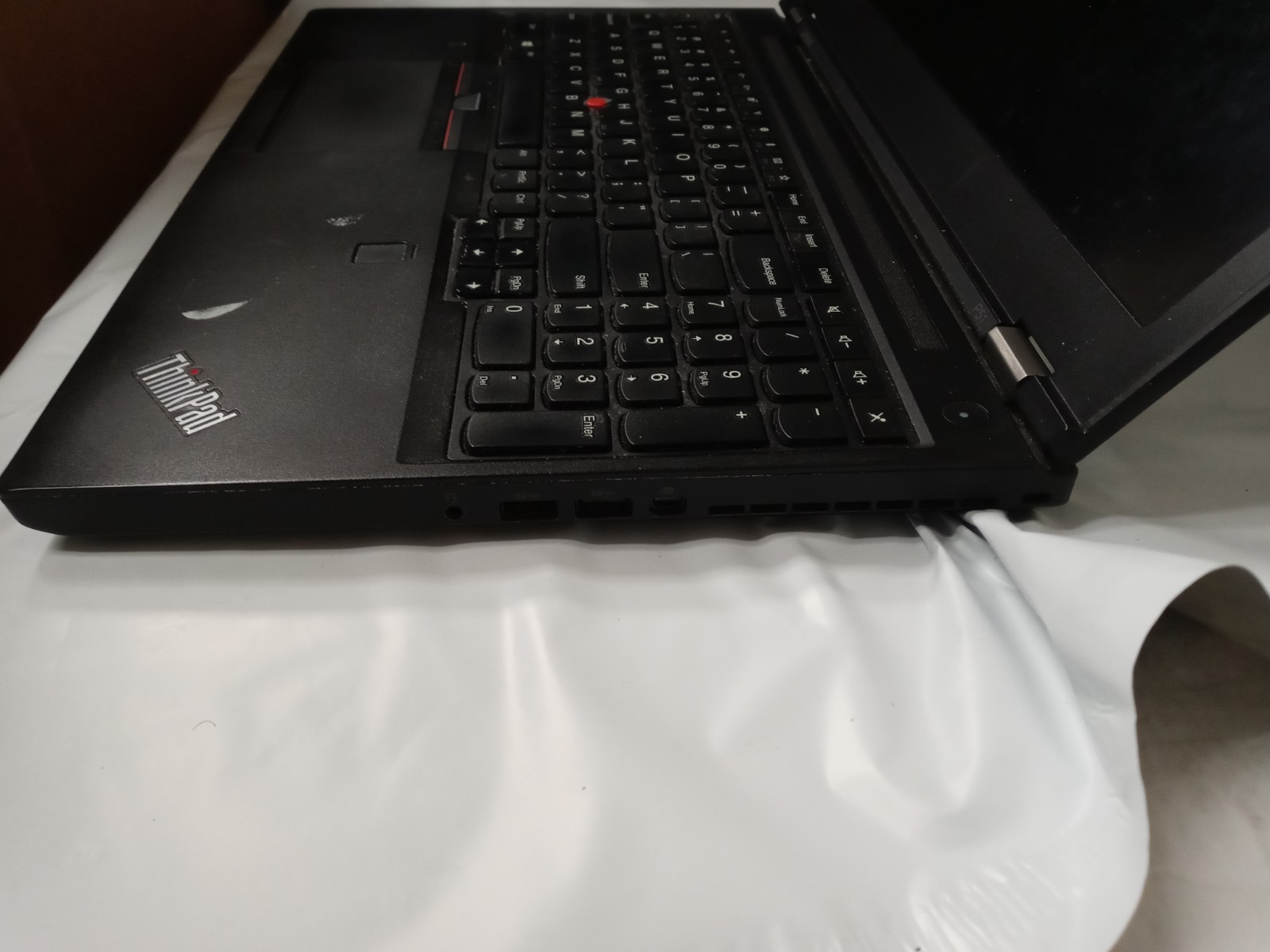 Lenovo ThinkPad P51 Core i7-7700HQ 16GB Ram 0GB SSD NO OS NO AC-ADAPTER