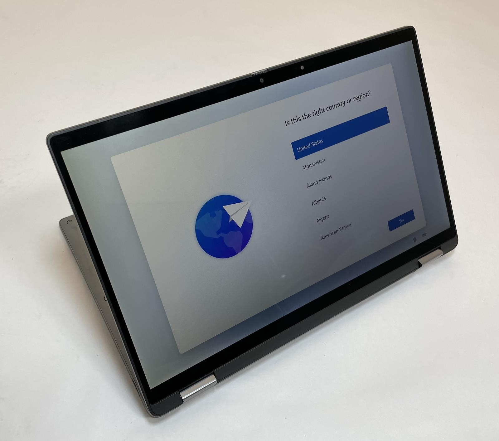 DELL LATITUDE 7410 2in1 14″ Touch Laptop Core i5 10310U 16GB 256GB NVMe W11-Good